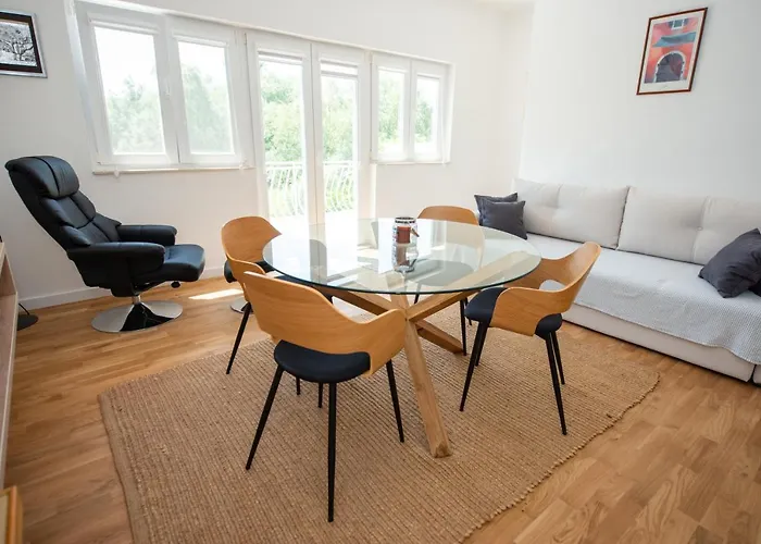 Kosor Spring - Riverside *