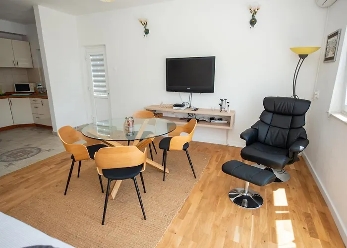 Kosor Spring - Riverside * Blagaj